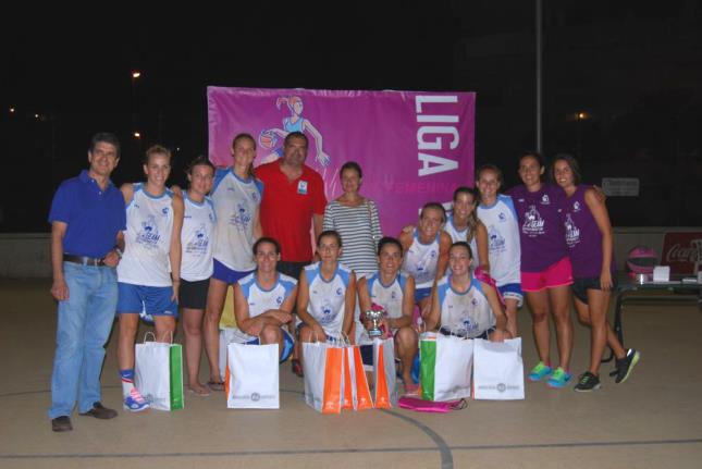 Equipoza campeón de la III Liga  Femenina de Verano Geam 2015