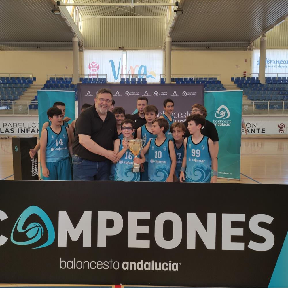 CAJAMAR CB ALMERIA VERDE CAMPEÓN MINIBASKET MASCULINO