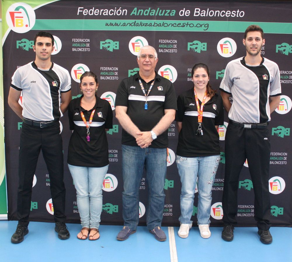 EQUIPO ARBITRAL