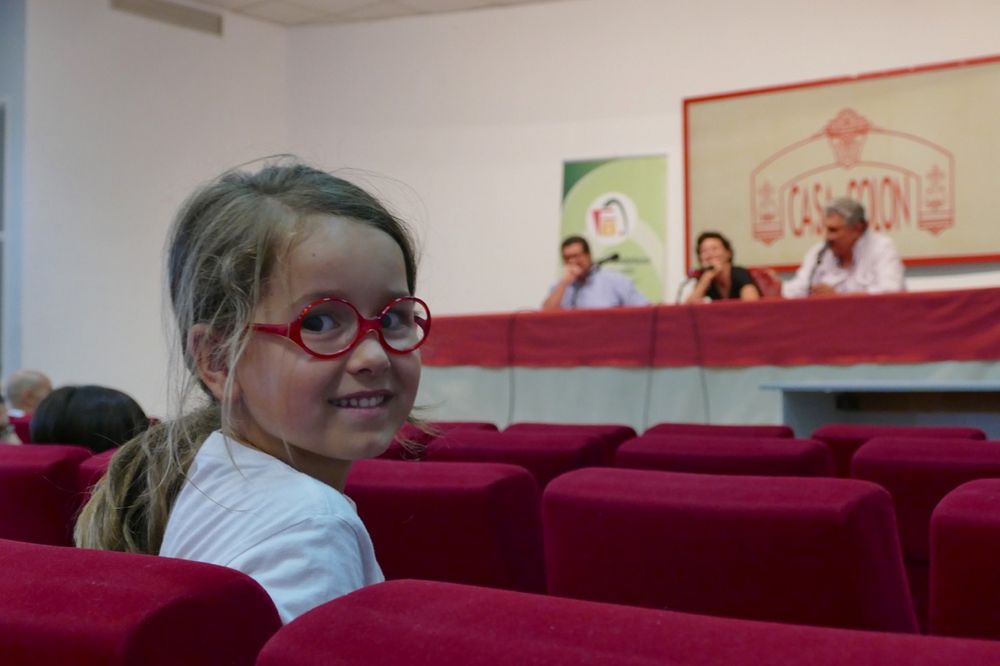 ESCUELA DE PADRES CON ELISA AGUILAR Y FERNANDO ROMAY