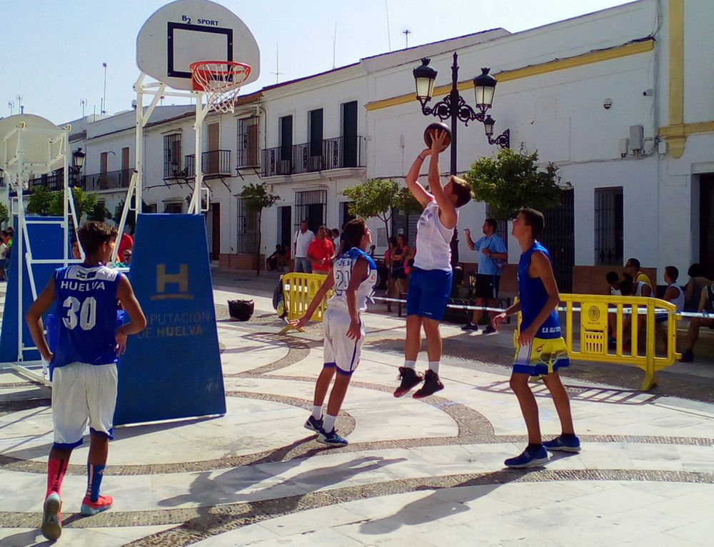 3x3 MOGUER