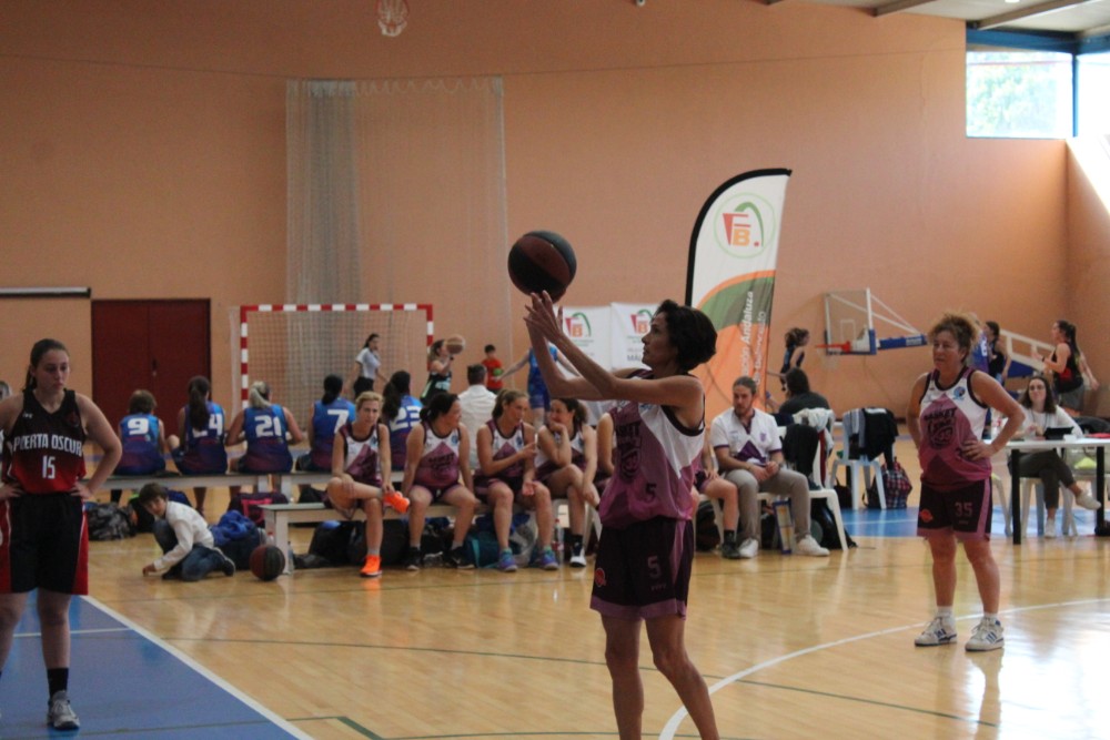 Cebadas Team campeonas de la VI Liga Basket Fem +35 +Deporte +Mujer -  PORTADA - Federación Andaluza de Baloncesto