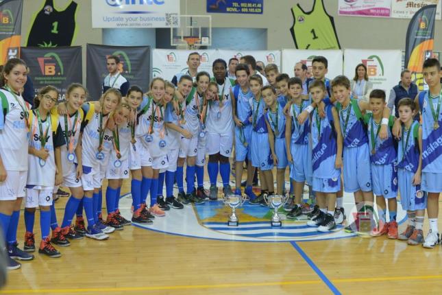 Málaga campeón MINI MAS y FEM