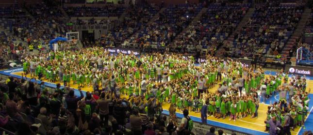 Una marea verde que invade la pista del Carpena